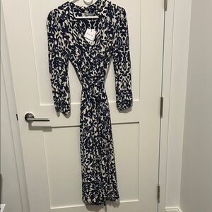 Elegant Navy and Creamy White Patterned Dress with self belt
